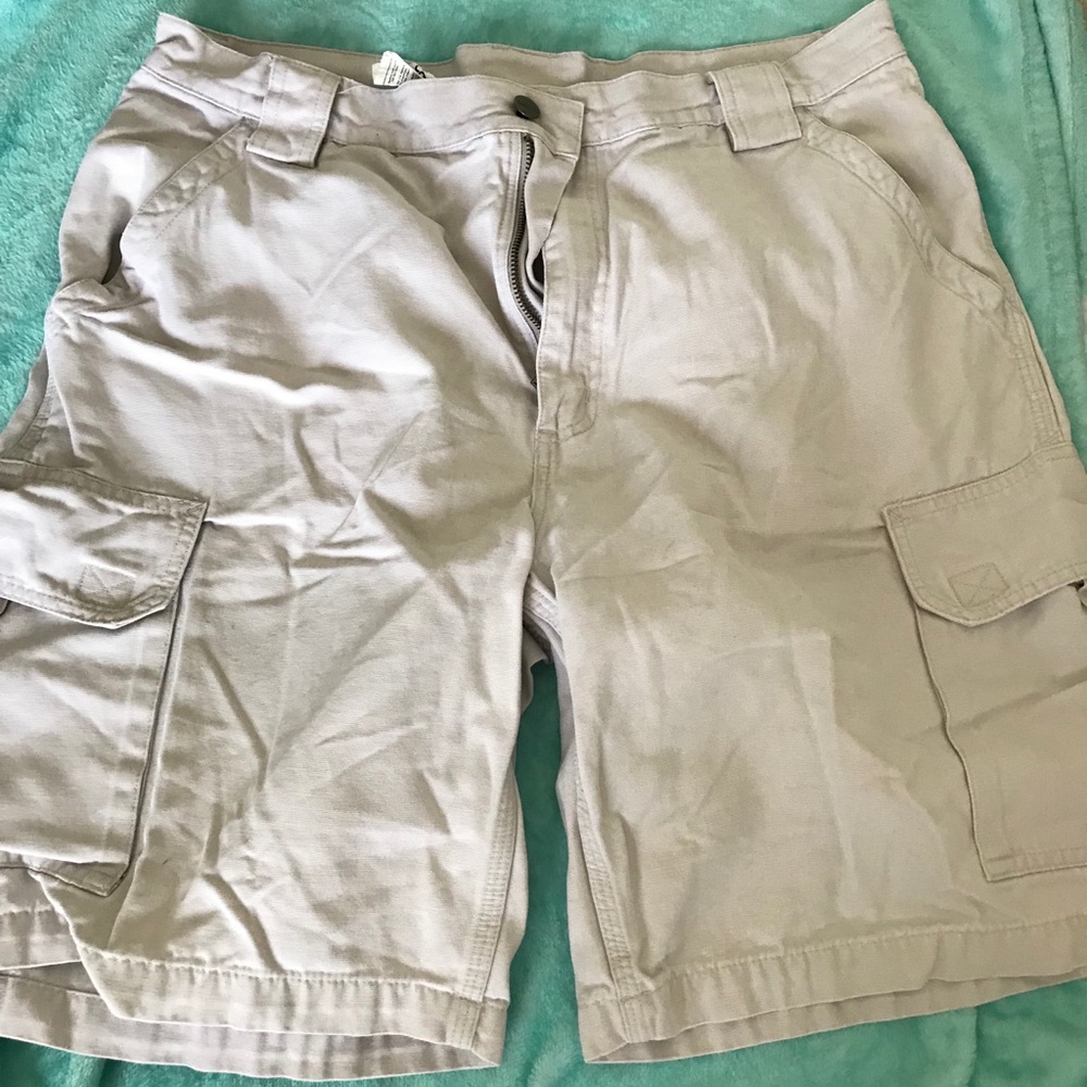 EUC Men’s Carhartt Cargo Shorts